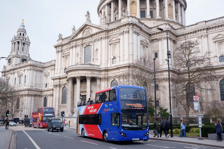 Private Open Top Bus Tour of London with Live Guide