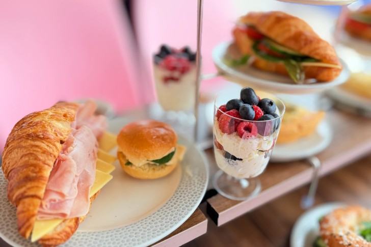 Afternoon Tea Bus Food