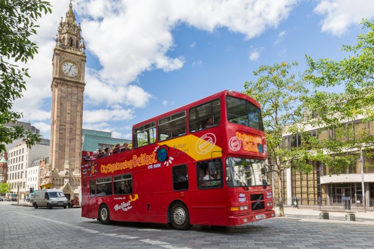 Hop-on Hop-off Bus Tour Belfast