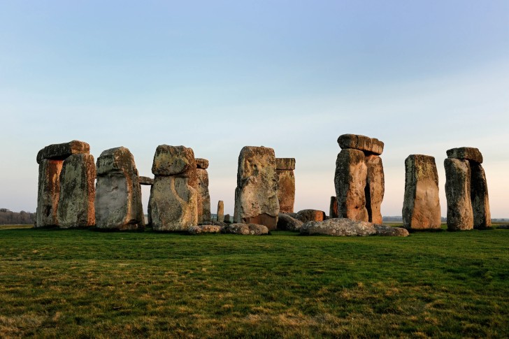 Buckingham Palace and Stonehenge Tour